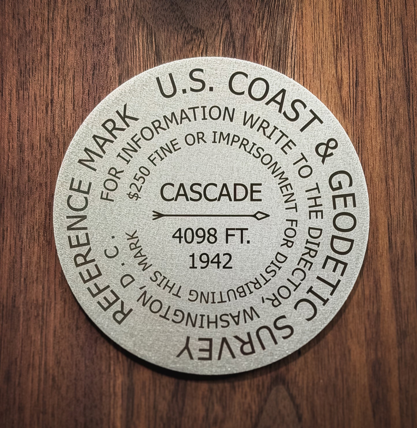 Cascade Summit Marker