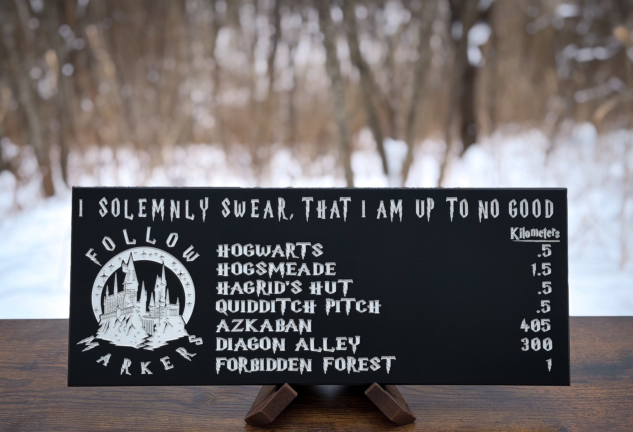 Hogwarts trail sign